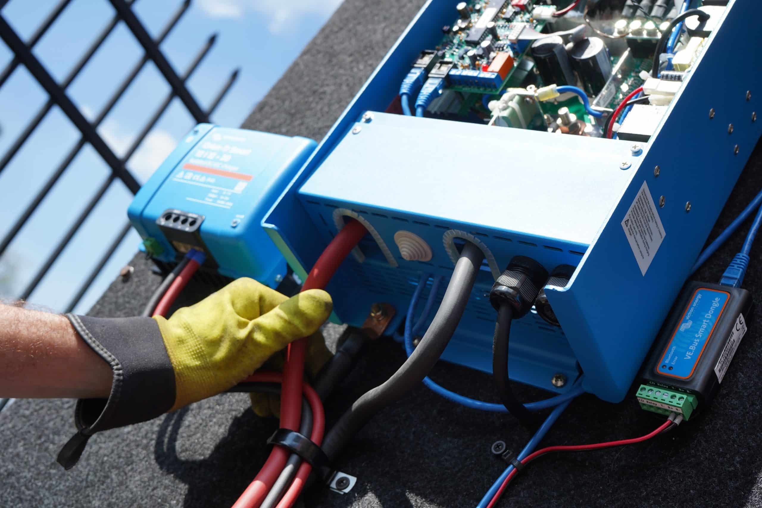 RV inverter opened up